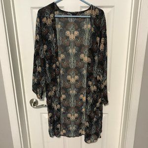 TopShop: Good Condition floral printed kimono